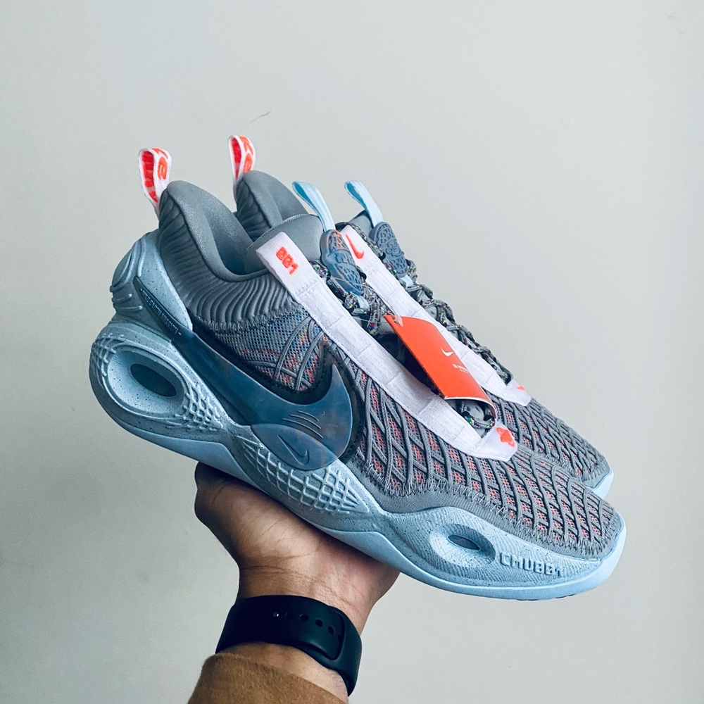(SOLD!) Nike Cosmic Unity Space hippie